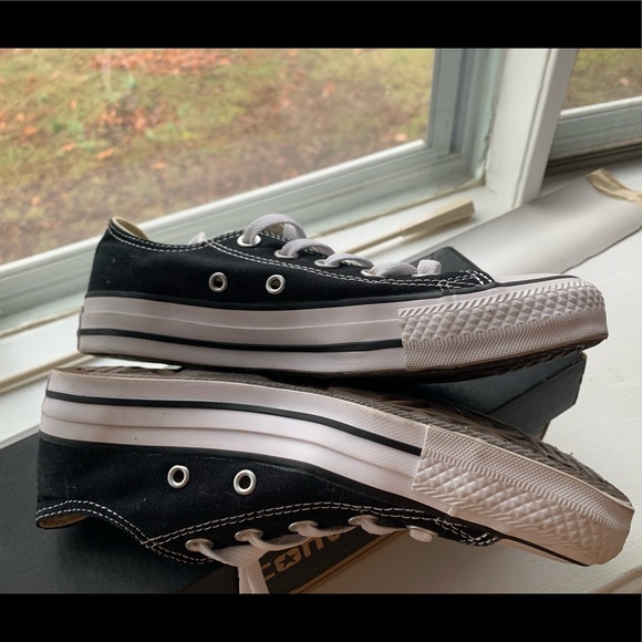 Black Converse - Picture 3 of 5